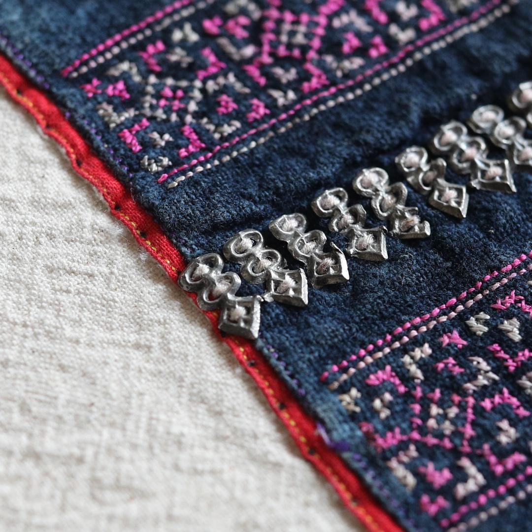 黎族 伝統 上衣 古布 手織り 素朴デザイン 錫装飾 民族衣装 一点物 民藝