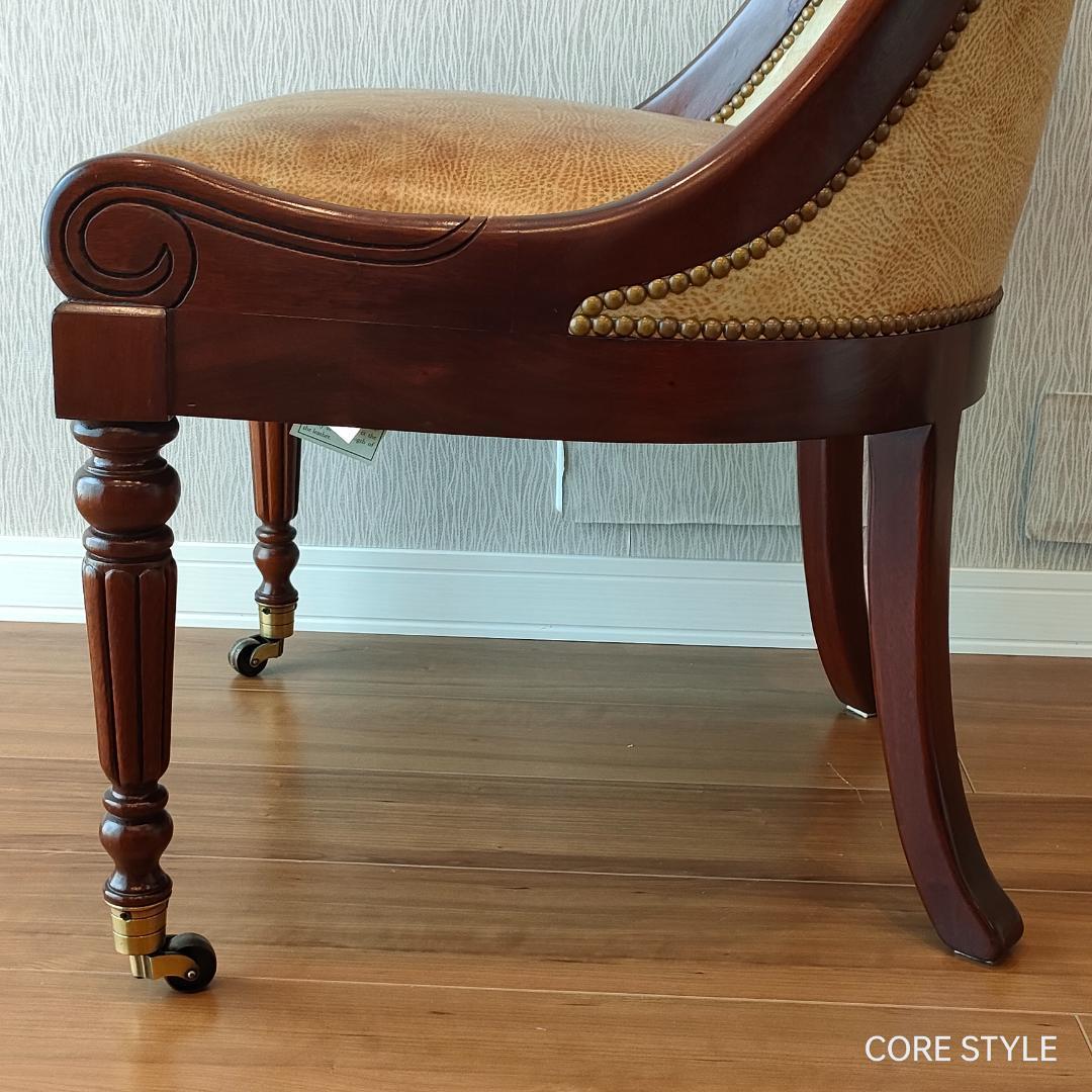 希少　ヒッコリーチェア　キャスター付き　クラシック家具　太鼓鋲①