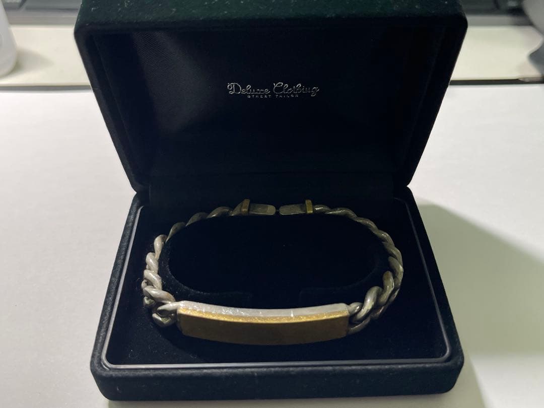 DELUXE /LOVE & HATE ブレスレット