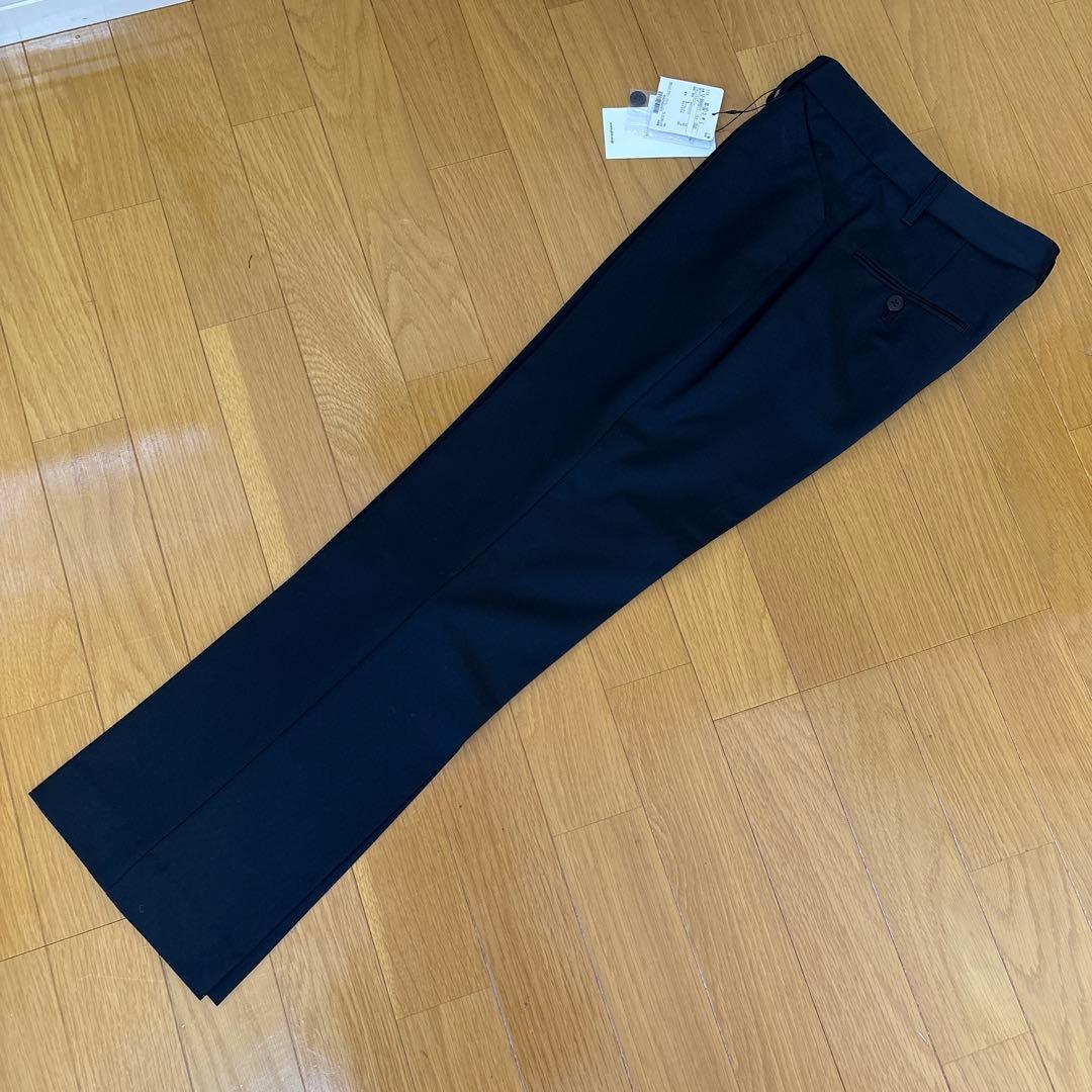 プラステ　ブラック　パンツスーツ