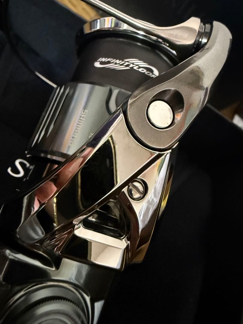 22 ステラ 3000MHG SHIMANO シマノ リール 3000 4000