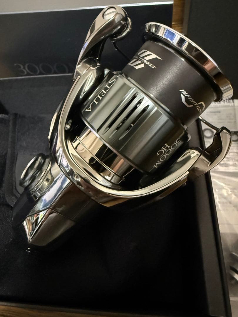 22 ステラ 3000MHG SHIMANO シマノ リール 3000 4000