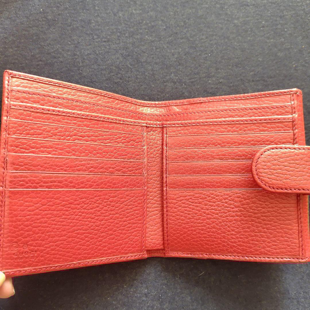 GUCCI レッド 二つ折り財布 箱付き