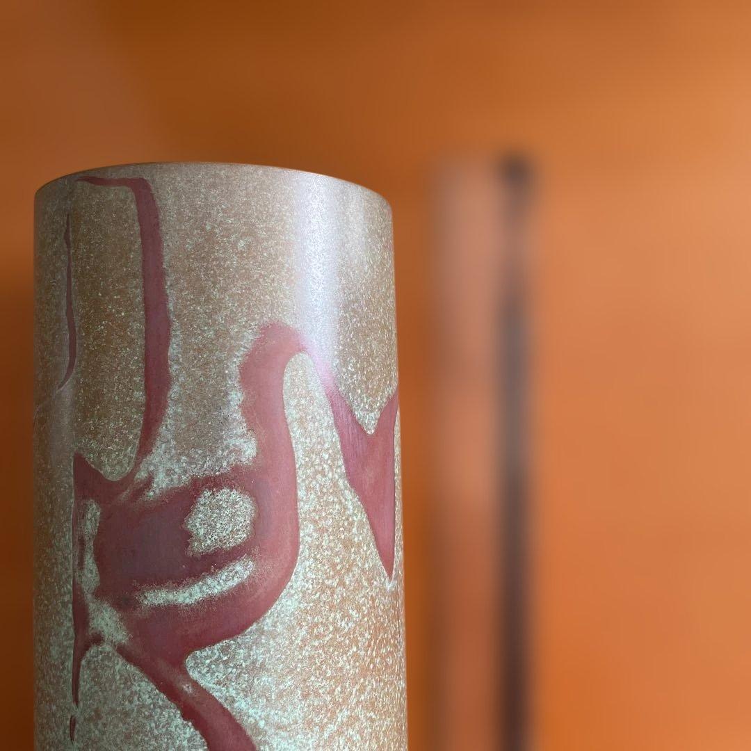 吉野竹治作、瑞雲文本焼色銅器の円筒形花瓶