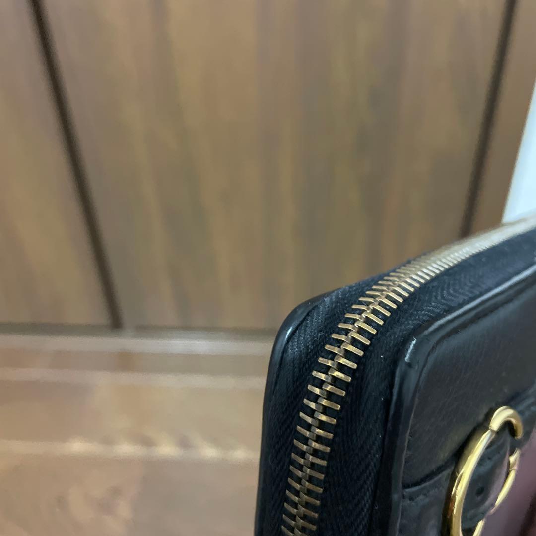 GUCCIラウンドジップ ブラックレザー長財布
