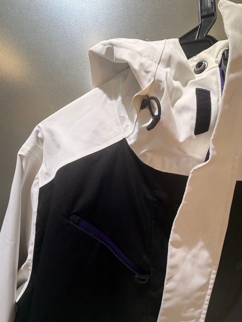 Oakley スノーボードウェア　上下セット　白黒