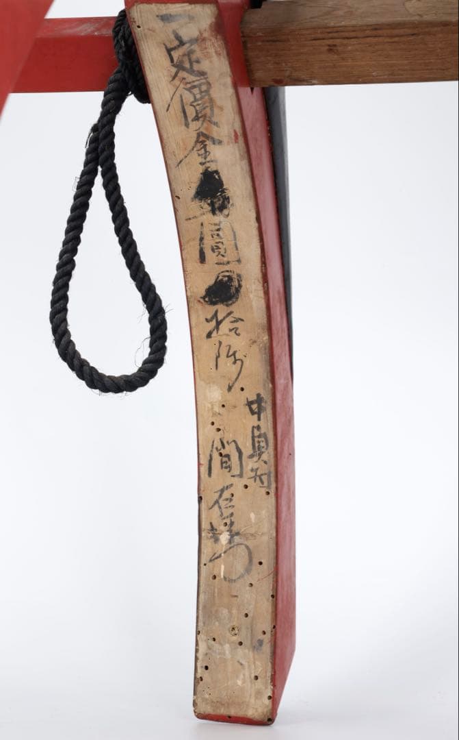 時代物 鞍 漆塗 螺鈿細工 家紋金具 木製 馬具 装飾鞍 古美術 骨董品 花嫁鞍