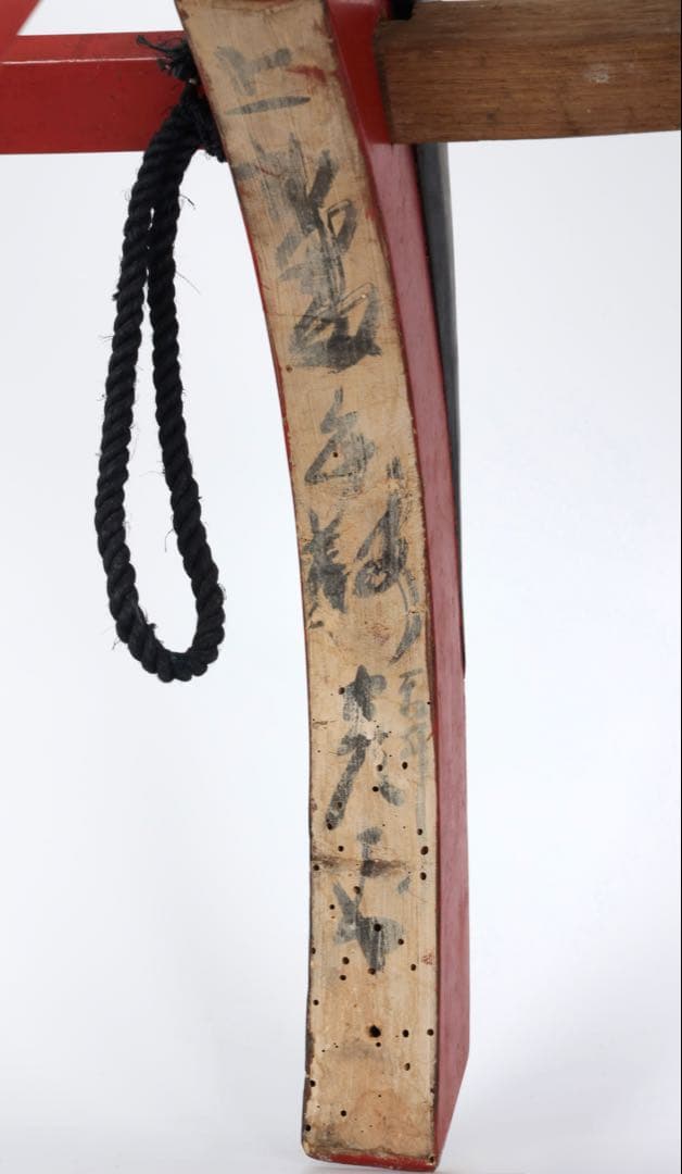 時代物 鞍 漆塗 螺鈿細工 家紋金具 木製 馬具 装飾鞍 古美術 骨董品 花嫁鞍