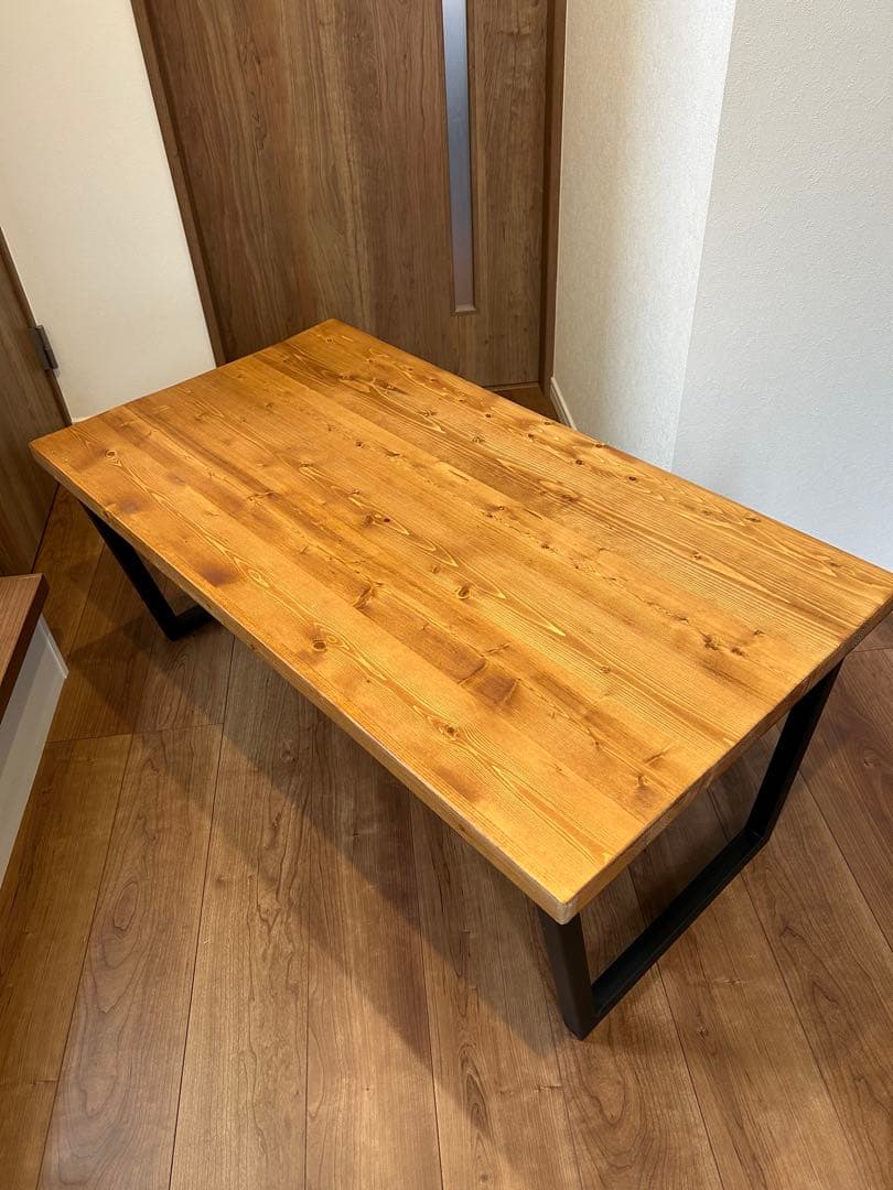 センターテーブル　カフェテーブル　ローテーブル　LOWYA