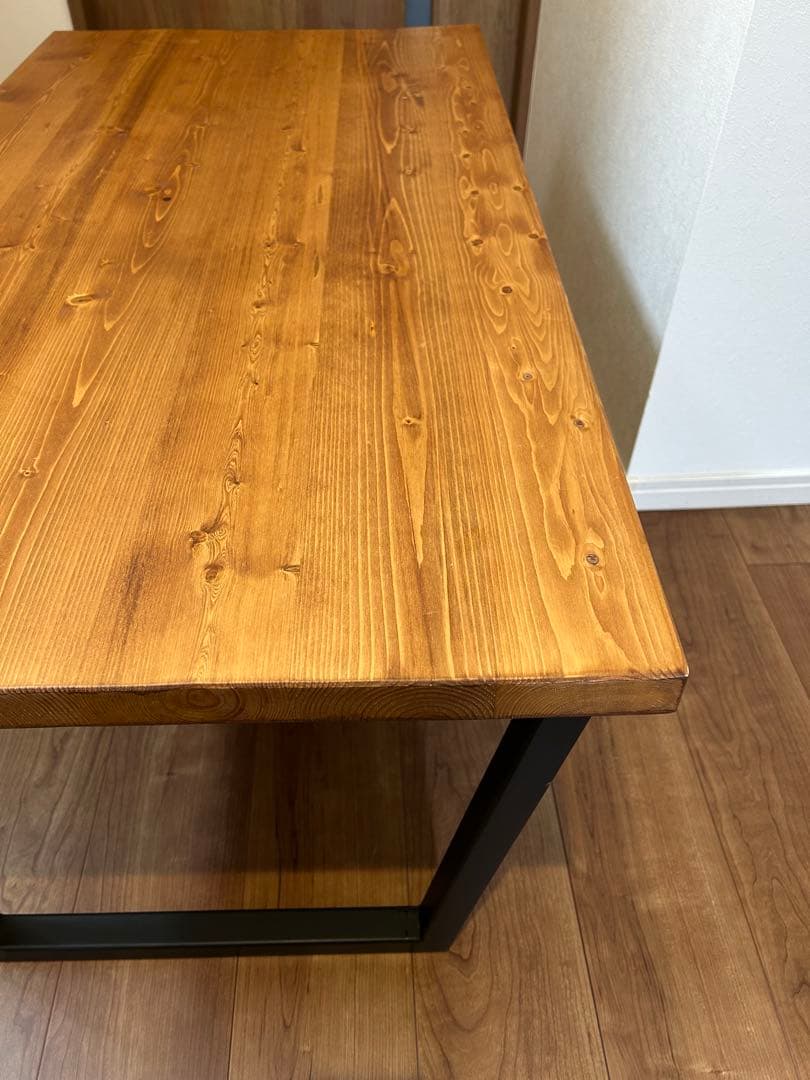 センターテーブル　カフェテーブル　ローテーブル　LOWYA