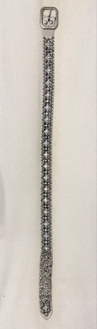 120周年記念⭐️オールドスタッズ⭐️シルバーピラミッドスタッズ＆クリアストーン⭐️S