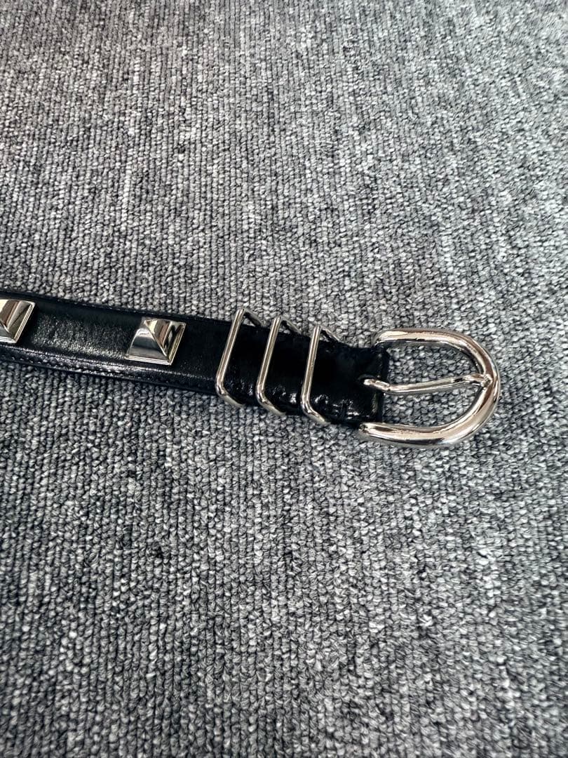 アンダーカバー　スタッズ付きブラックレザーベルト