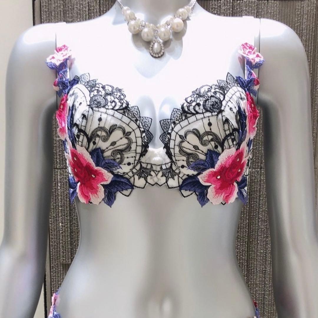 ワコール サルート 29G ラマン 店舗限定 P-UP アイボリー G80