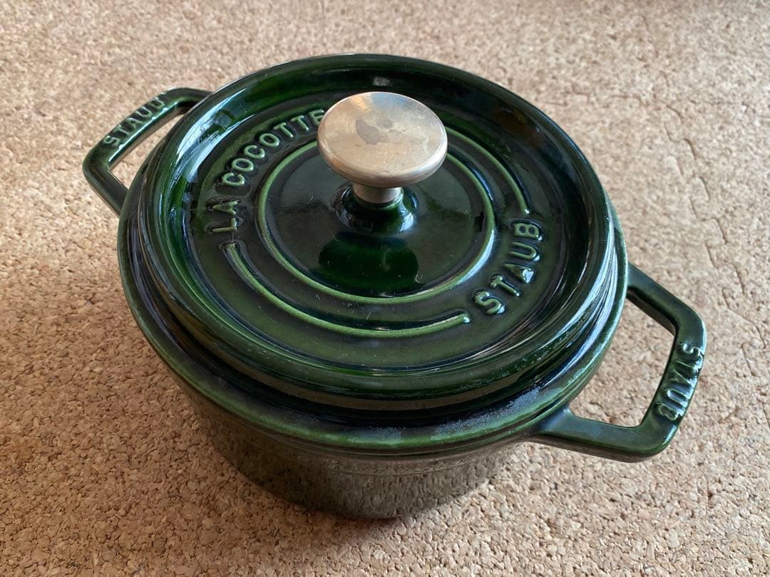 STAUB ストウブ ラウンドココット　16cm オリーブ　限定色
