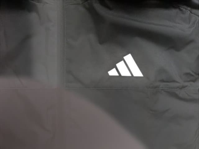 新品　adidas　ウインドブレーカー上下セットLサイズ