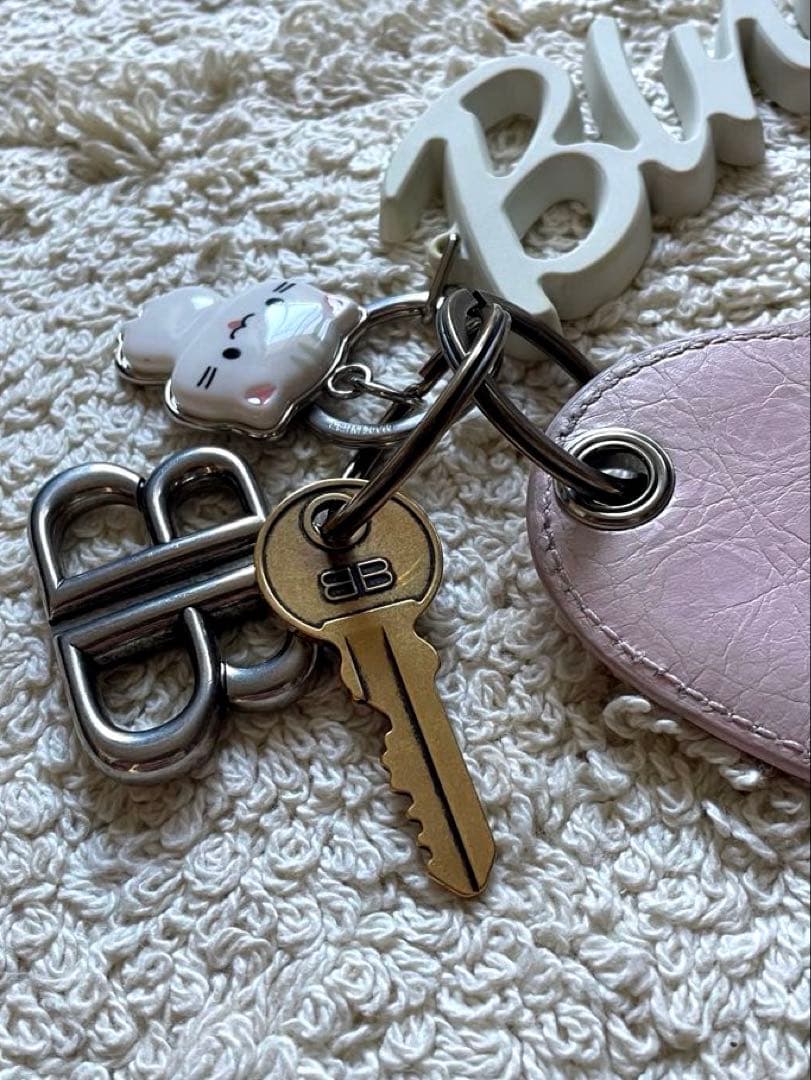 BALENCIAGA バレンシアガ ハート ミラー キーリング チャーム ピンク