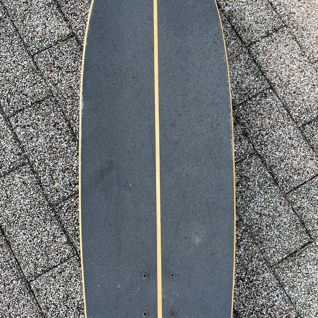 Carver スケートボード 波デザイン