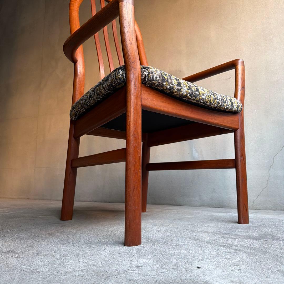 極美品　北欧　デンマーク　チーク無垢 ハイバックアームチェア　ヴィンテージ