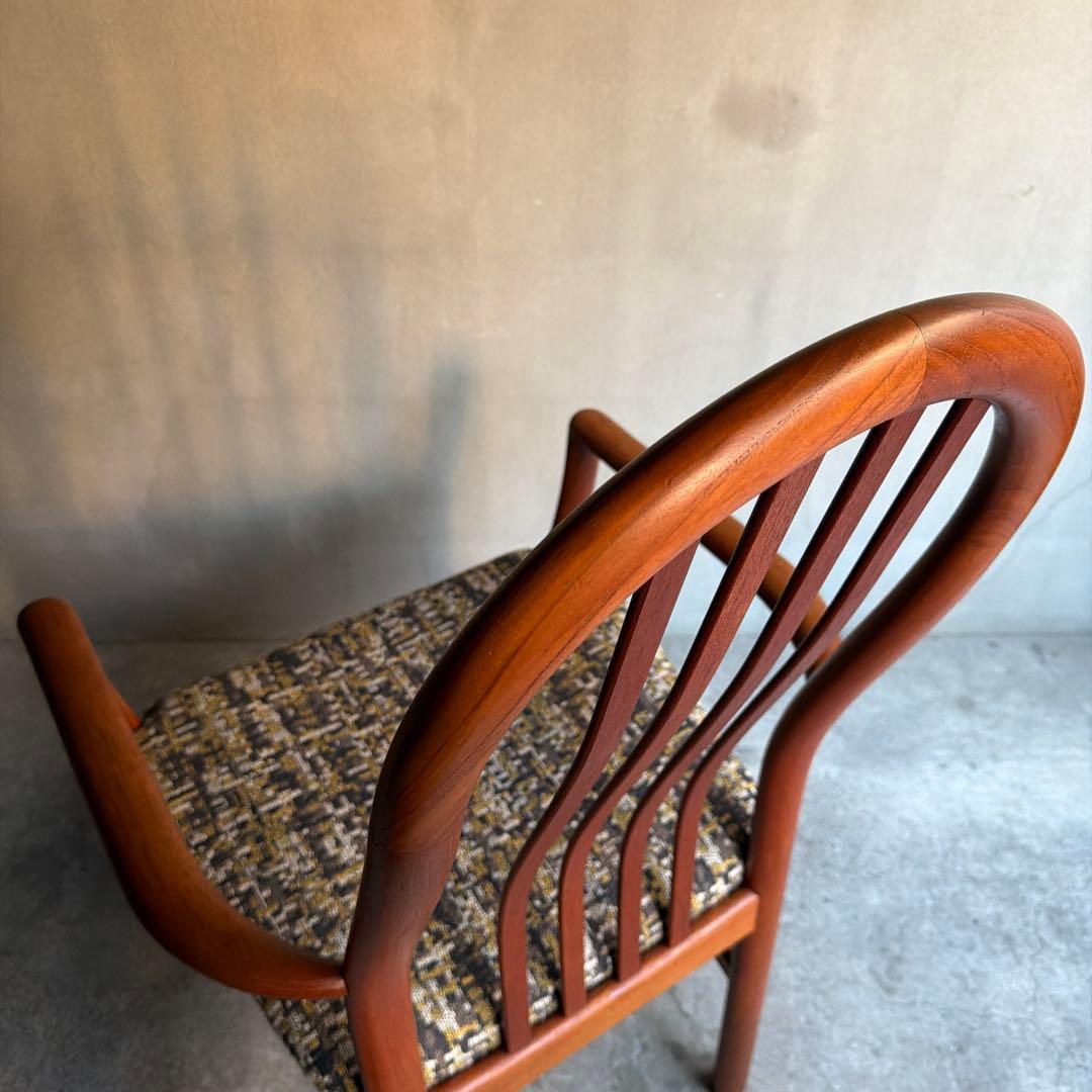 極美品　北欧　デンマーク　チーク無垢 ハイバックアームチェア　ヴィンテージ