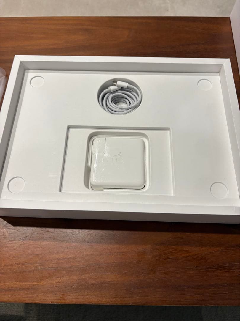 Apple MacBook Pro 2020 13インチ 16GB 512GB