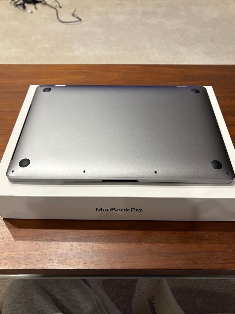 Apple MacBook Pro 2020 13インチ 16GB 512GB