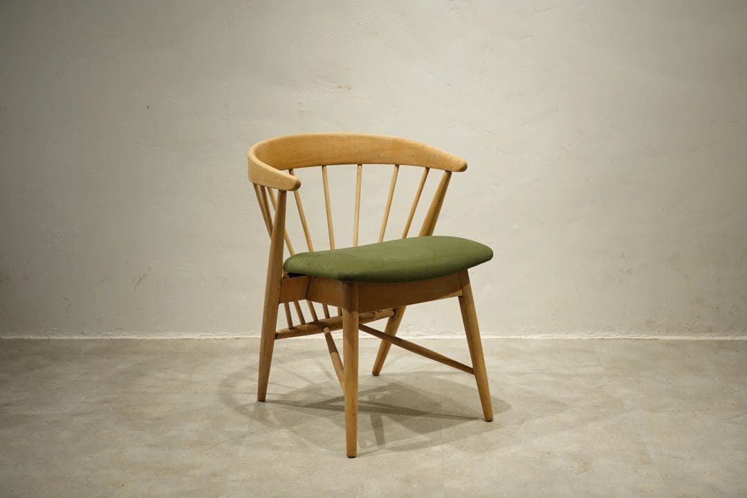 アームチェア　飛騨産業　キツツキ　ローガンチェア　スポークバック　ビンテージ