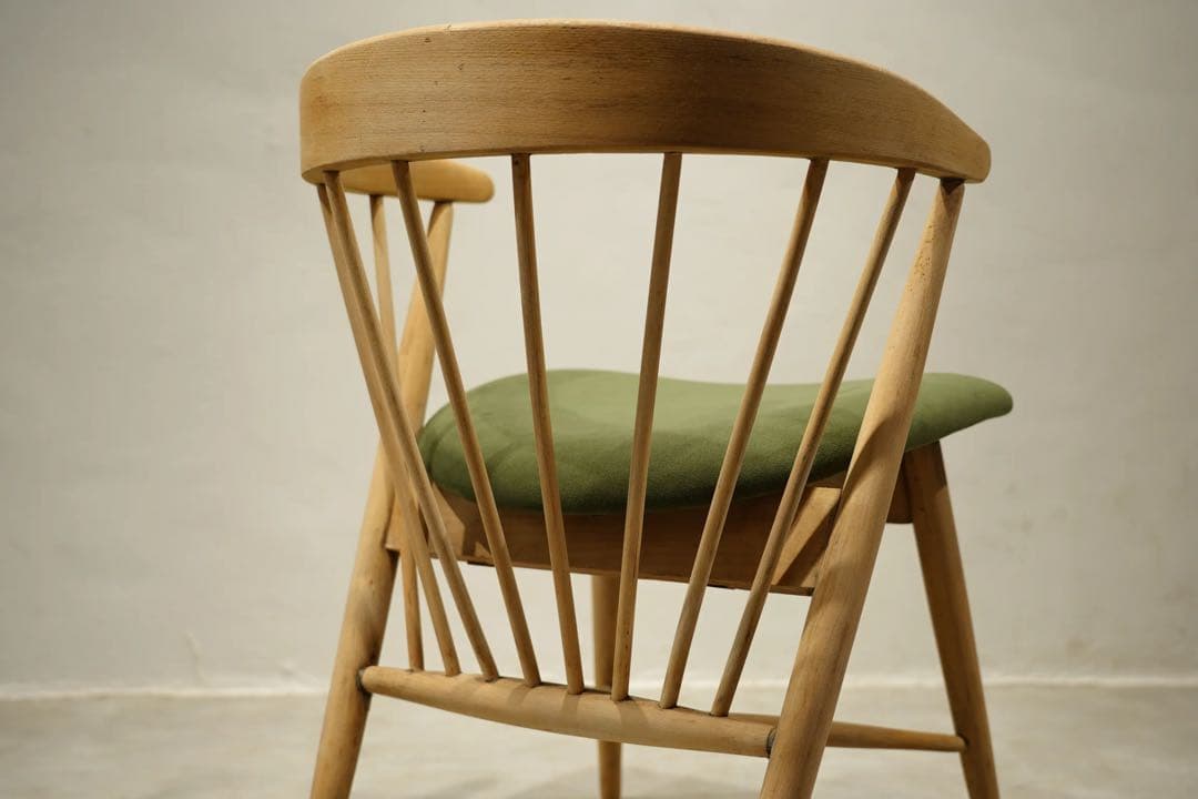 アームチェア　飛騨産業　キツツキ　ローガンチェア　スポークバック　ビンテージ