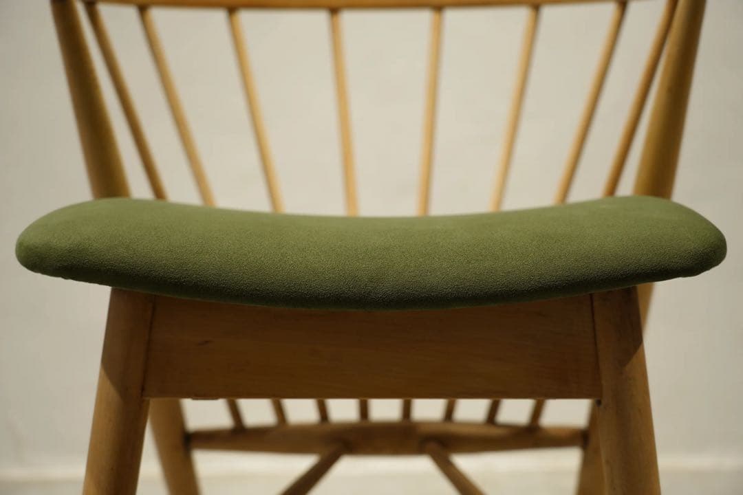 アームチェア　飛騨産業　キツツキ　ローガンチェア　スポークバック　ビンテージ