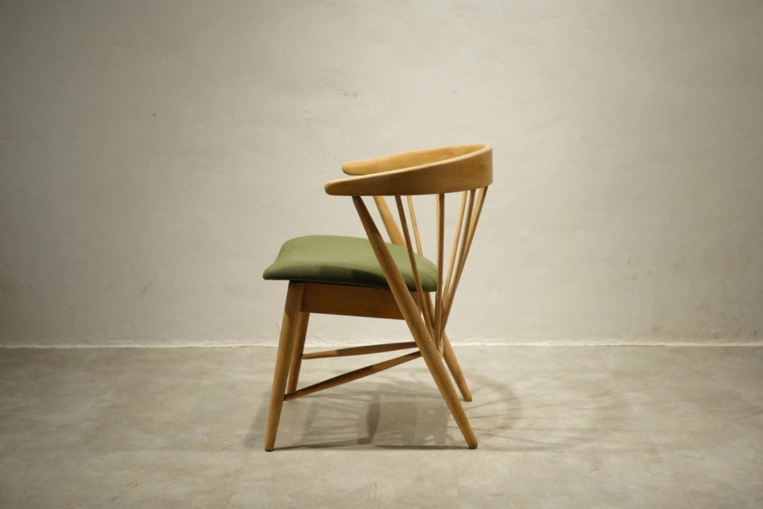 アームチェア　飛騨産業　キツツキ　ローガンチェア　スポークバック　ビンテージ