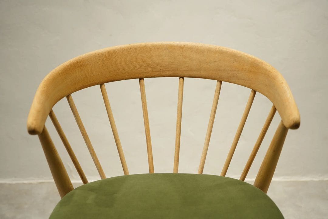 アームチェア　飛騨産業　キツツキ　ローガンチェア　スポークバック　ビンテージ