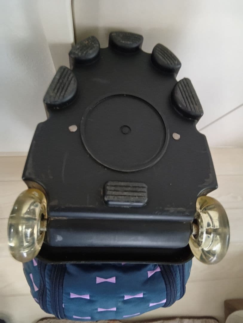 レディース中古収納式キャリーハンドル付きMunsingwearキャディバッグ