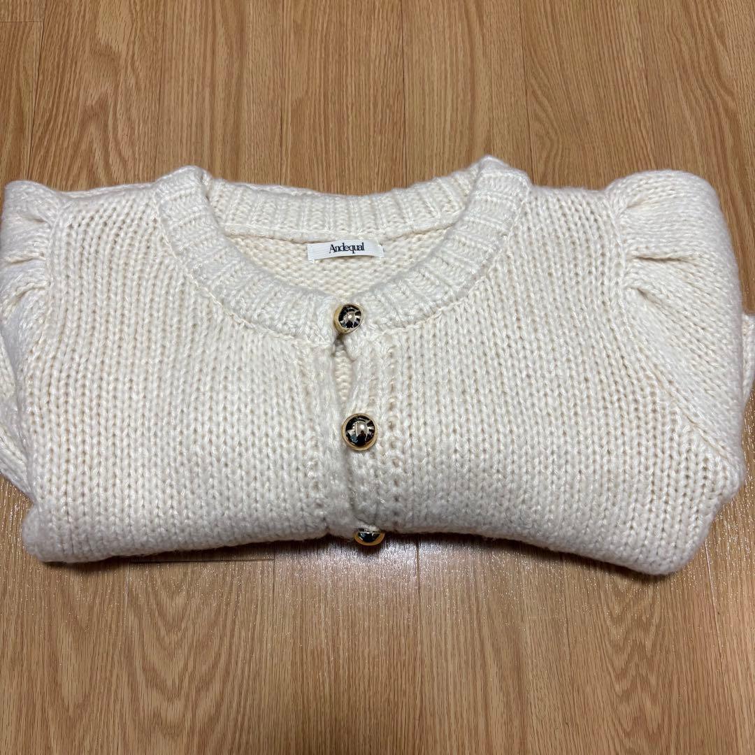 な*な様 andequal gold button puff sleeve kn