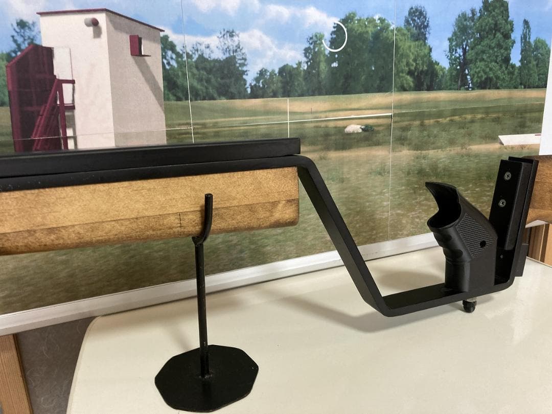 これはいい！3.5Kgのガンストック 「Clay Hunt VR] 用