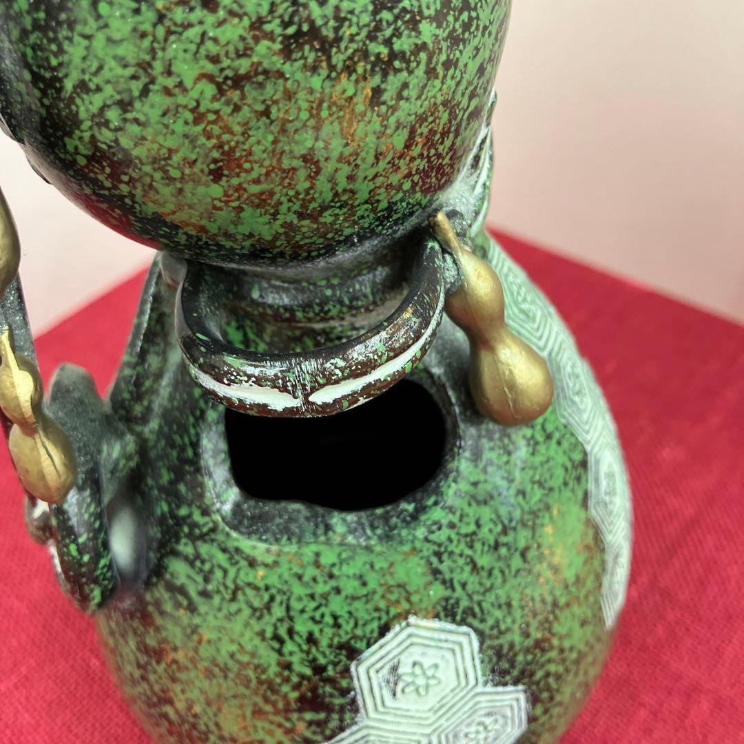 高岡銅器六瓢花入