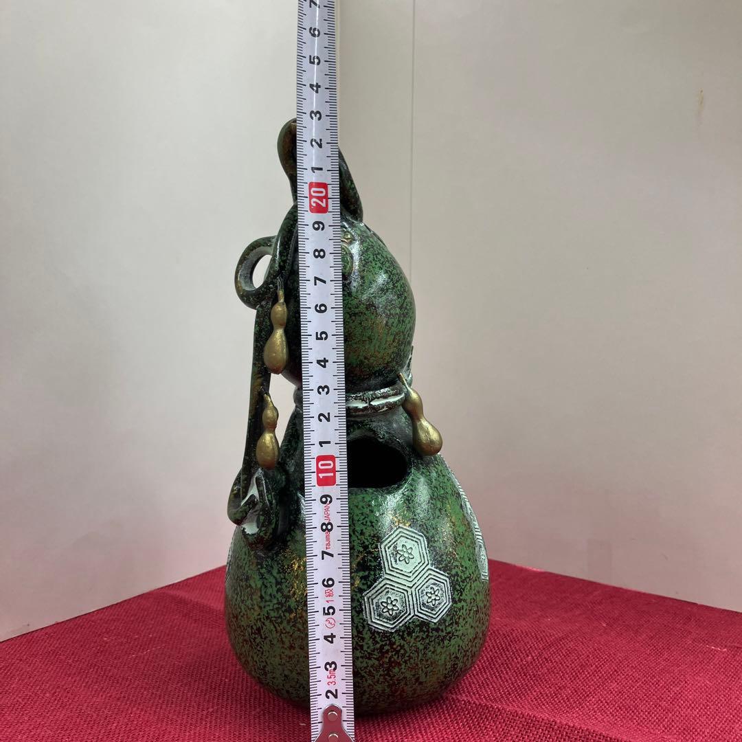 高岡銅器六瓢花入