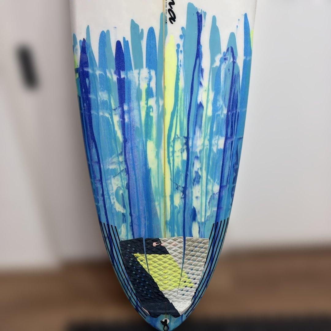 ジャスティスサーフボード　グリーンイグアナモデル