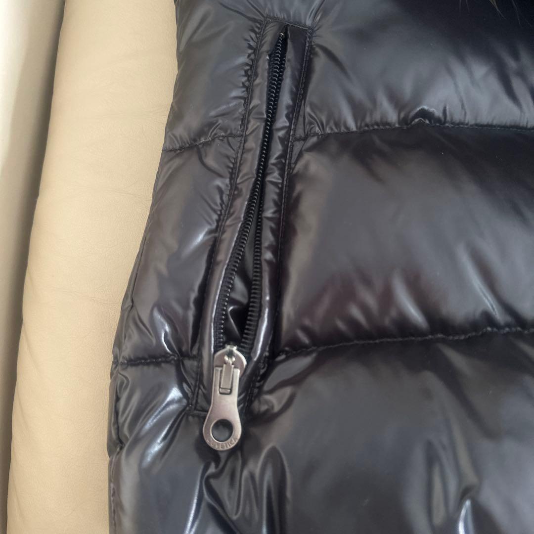 DUVETICA ダウンベスト　ブラック　38