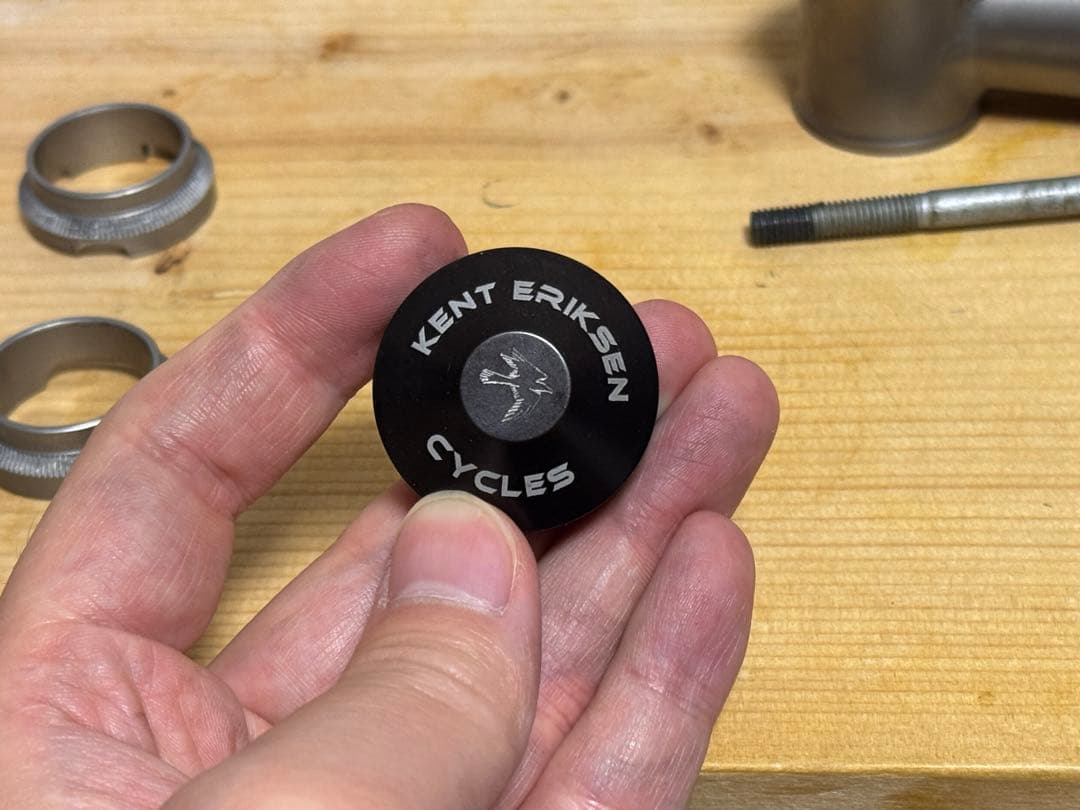 KENT ERIKSEN シートポスト 20mm セットバック