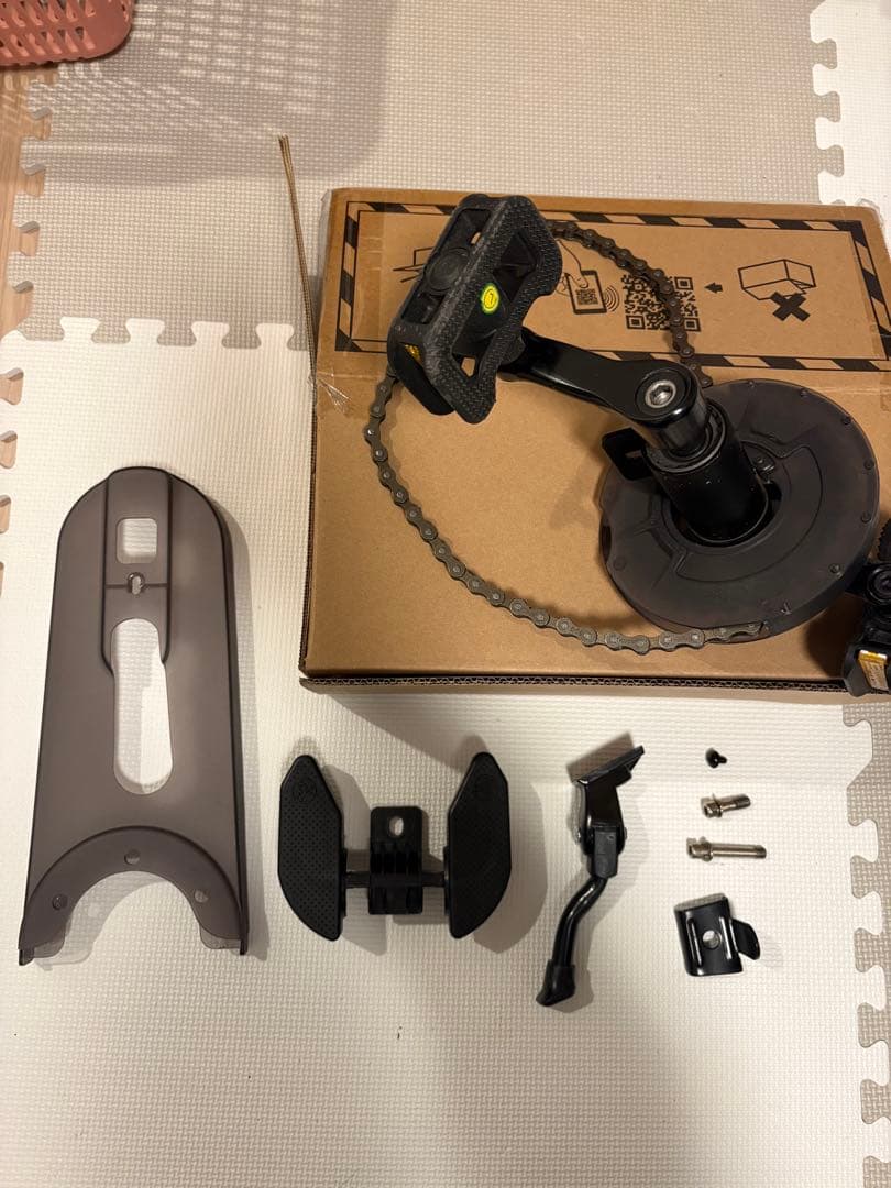 ストライダー 14x (STRIDER 14x) 14インチ　スタンド付き