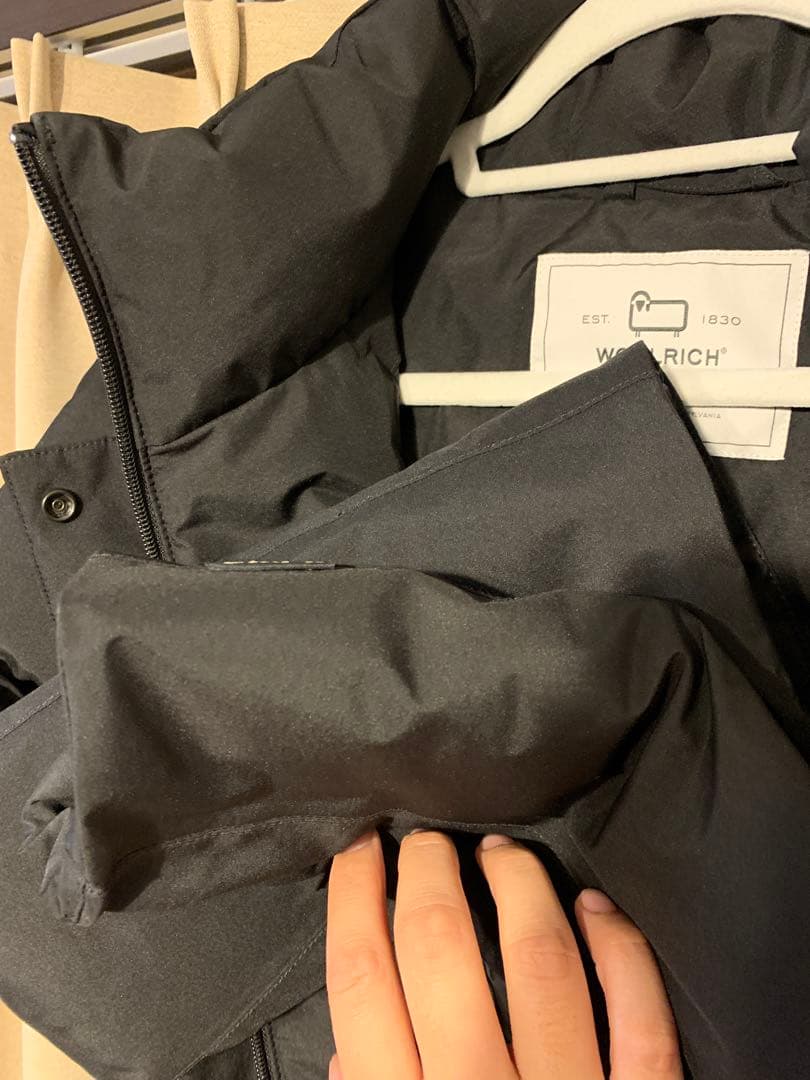 超美品WOOLRICH フード付きロング丈ダウンジャケット ブラック Sフェザー