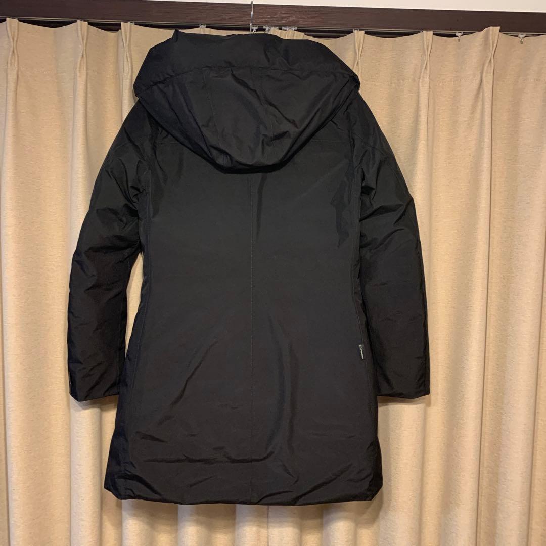 超美品WOOLRICH フード付きロング丈ダウンジャケット ブラック Sフェザー