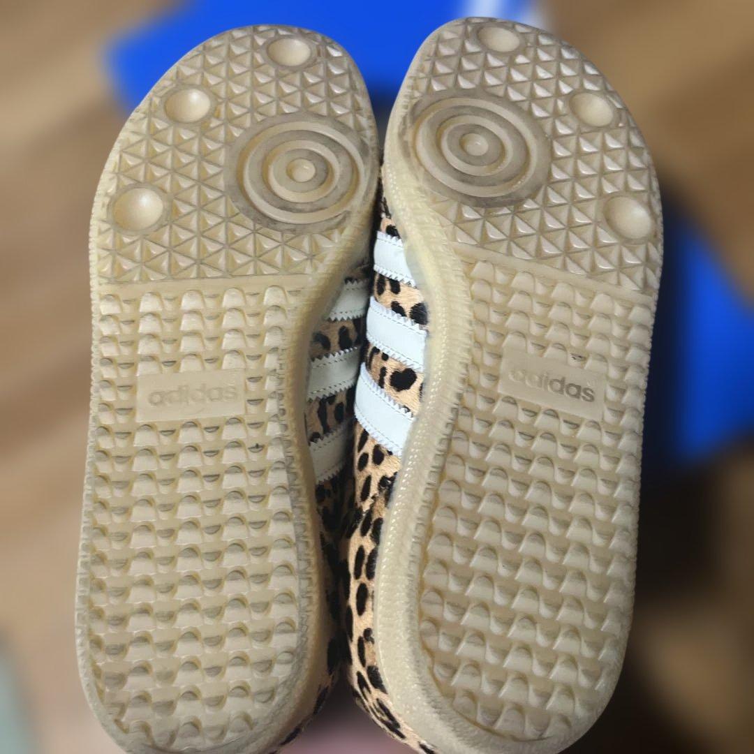 アディダス　SANBA OG W 25センチ