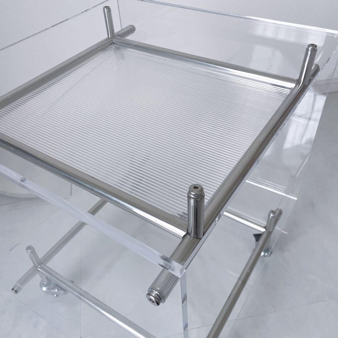 アクリルコーヒーテーブル　サイドテーブル　キャスター付き　モジュール家具 収納