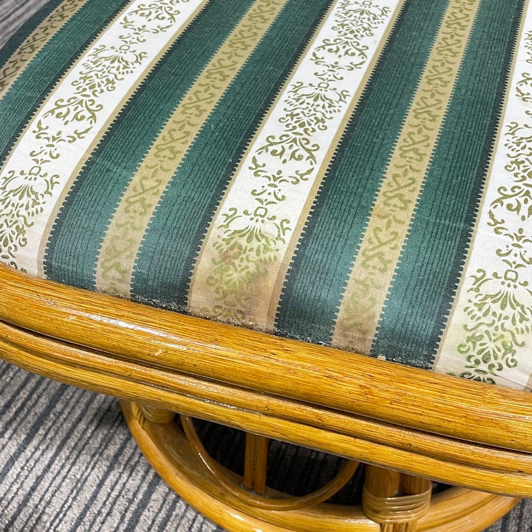 レトロな回転椅子 籐 ラタンチェア アンティーク 昭和