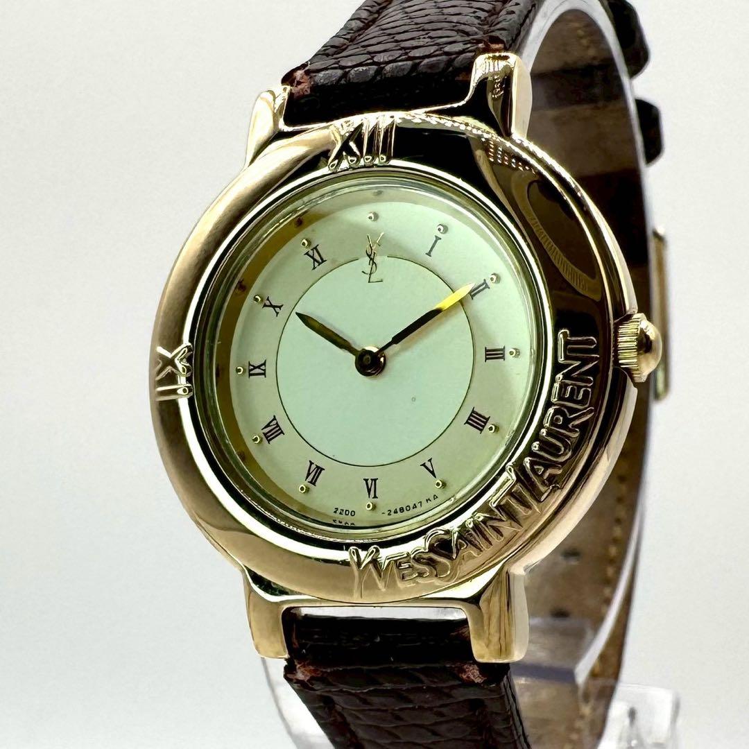 美品✨稼働 イヴサンローラン ゴールド文字盤 ローマン クォーツ 純正ベルト