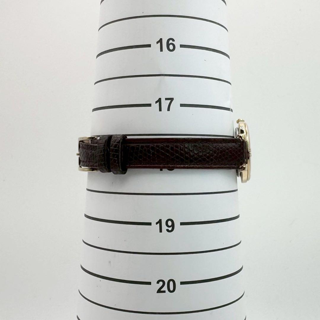 美品✨稼働 イヴサンローラン ゴールド文字盤 ローマン クォーツ 純正ベルト