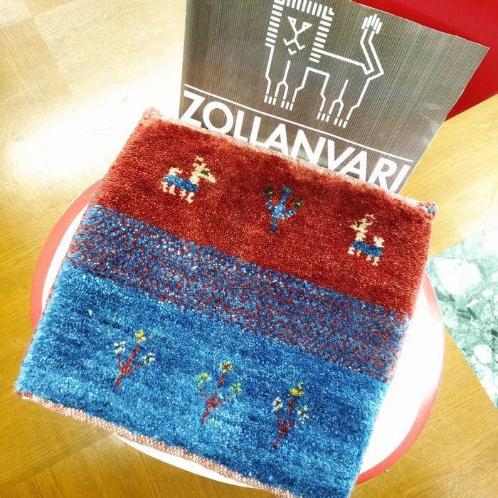 値下げ交渉ミニギャベ●33×36㎝●手織●本物●新品未使用 遊牧民が紡ぐギャッベ