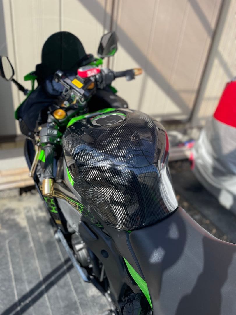 zx25rzx4r才谷屋カーボン綾織 品番EK0ZX25TP-CB1タンクカバー