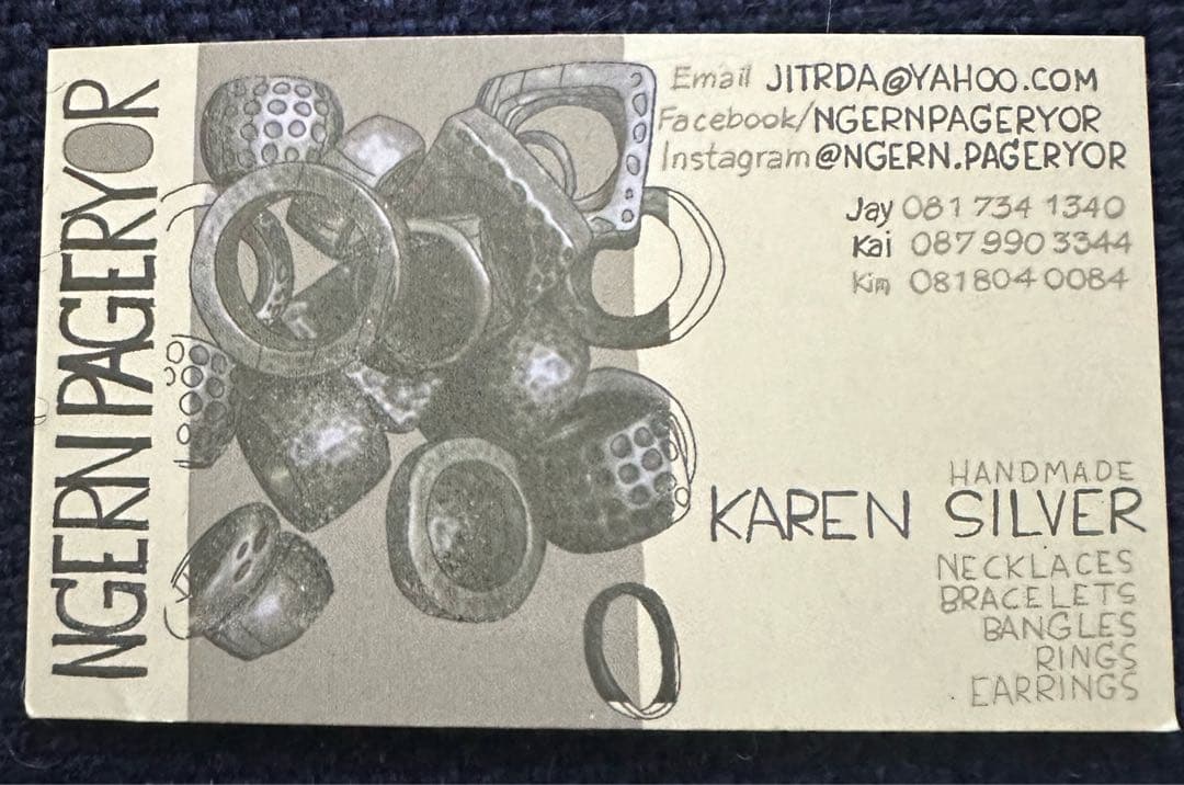 ③カレン族、首長族、カレンシルバー、純銀、タイ　チャトチャックマーケット