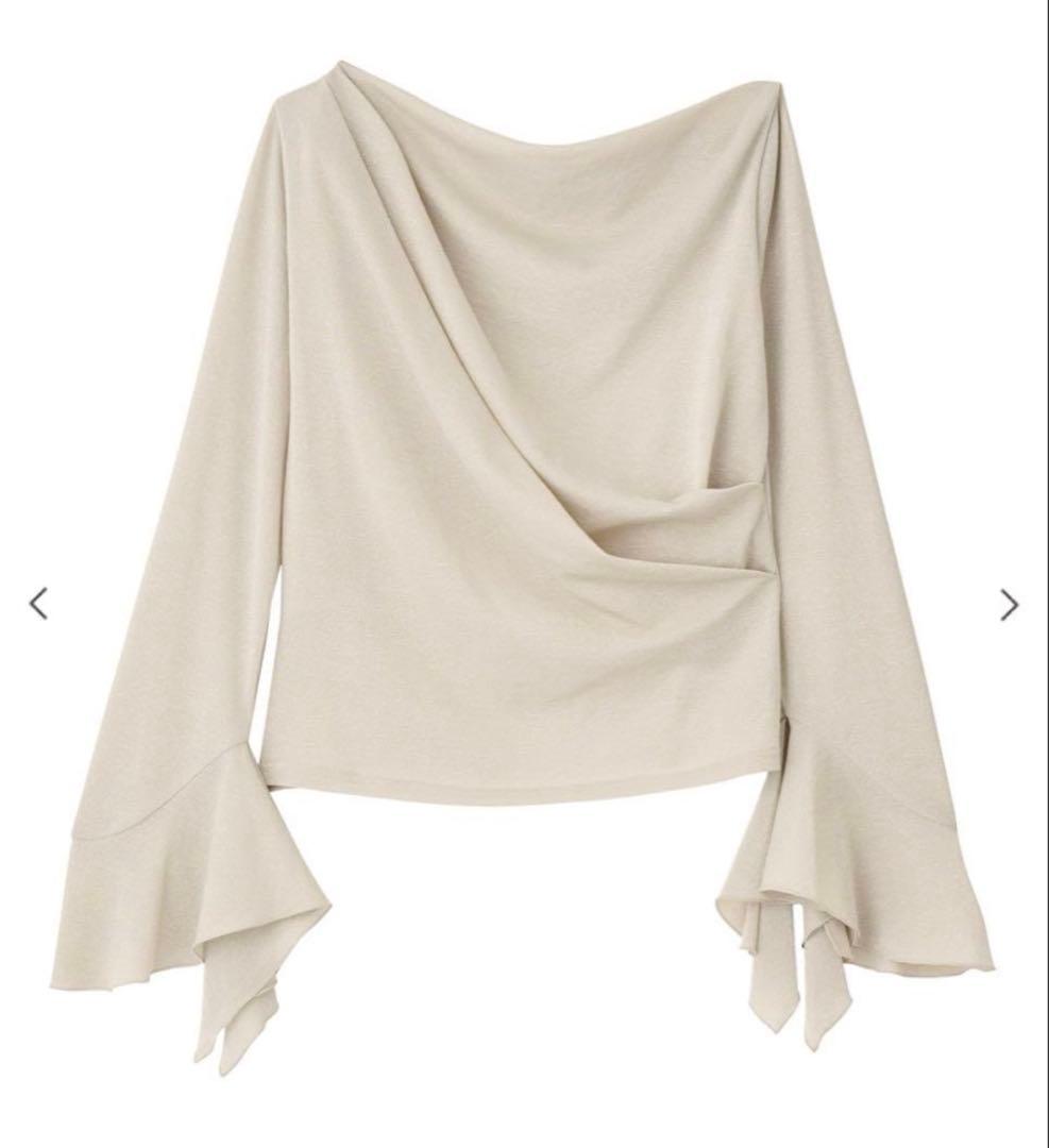 早い者勝ち　Aimeine ドレープネックカフススリーブトップス　ラメベージュ